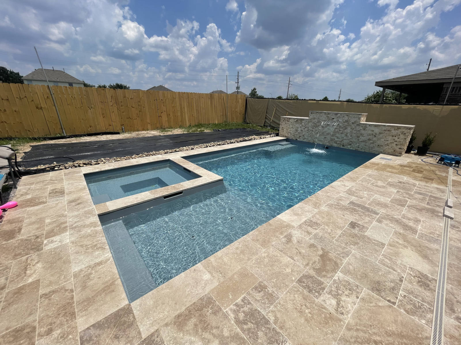 Limitless-Fiberglass-Pool Limitless-Fiberglass-Pool
